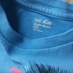 GAP Shirts & Tops - Gap boys tee 2yrs GAP Shirts & Tops - Gap boys tee 2yrs